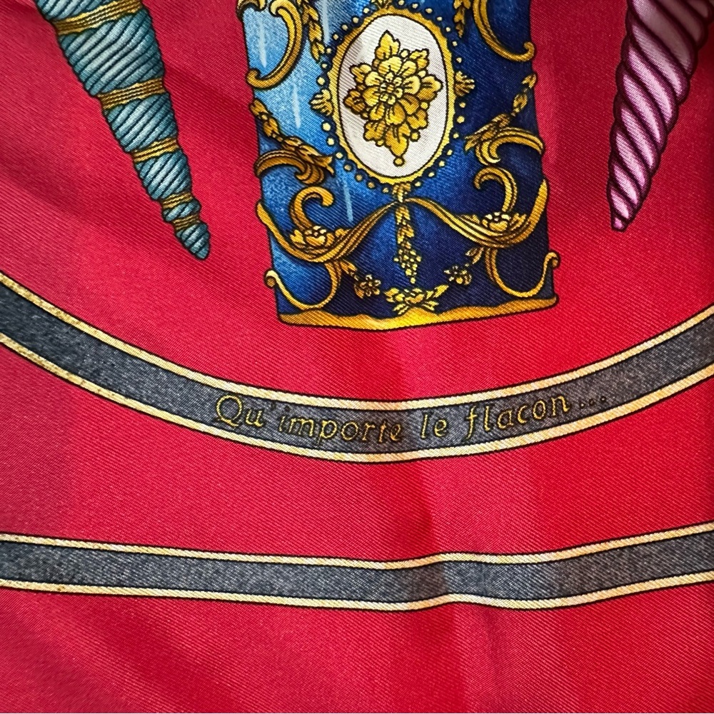Hermès | Vintage Le Flacon Silk Scarf - Picture 4 of 13